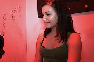 巨茎大战丰满人妻hd